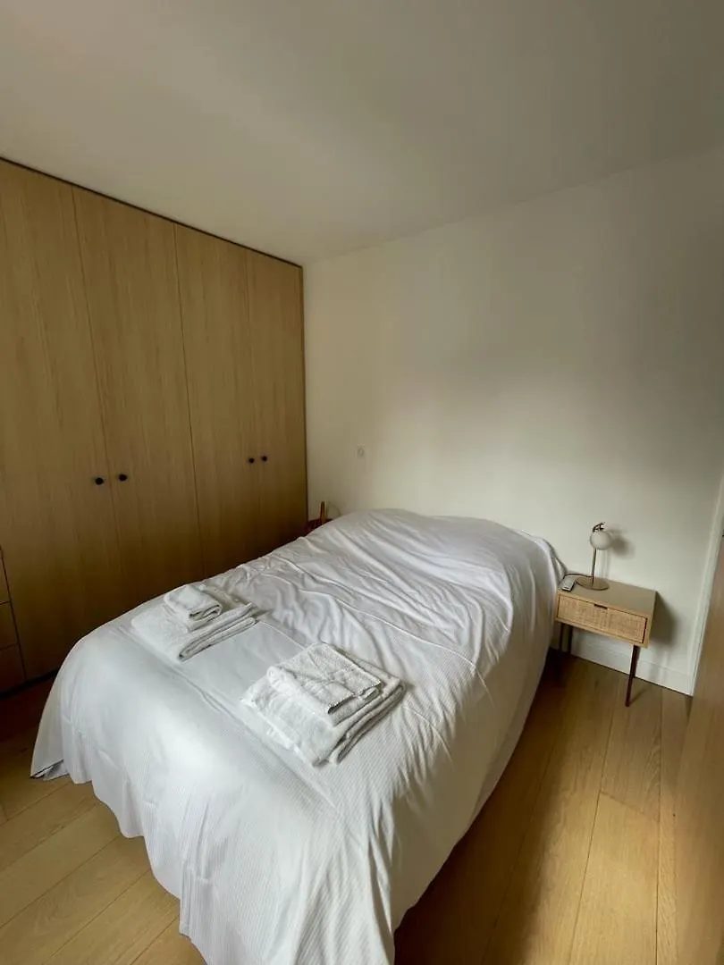 Hipster Paris North Apartment